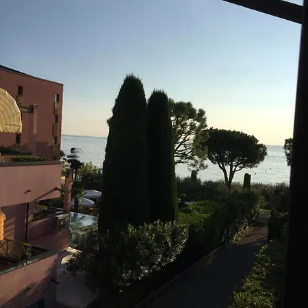 Apartment Antonio Bardolino